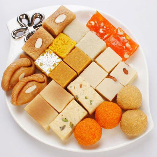 Picture of Ghee Sweets and namkeen combo